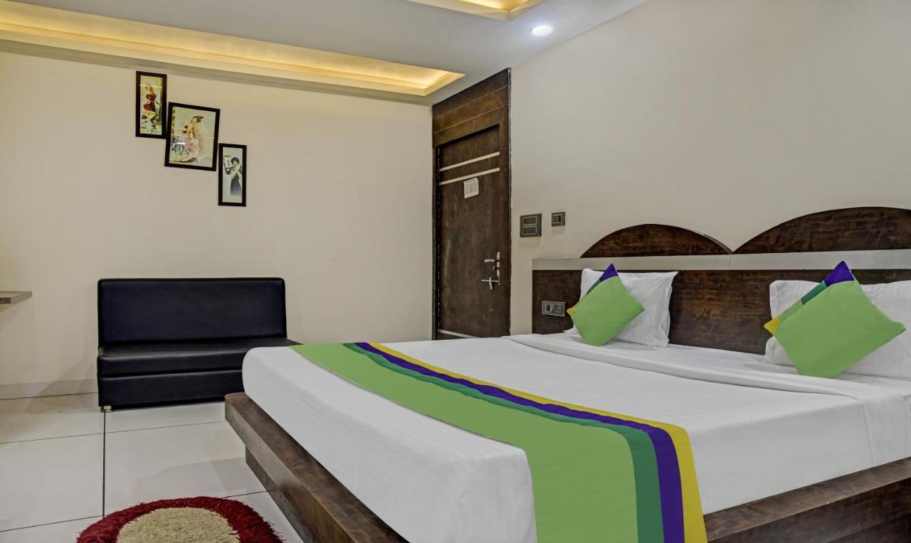 Treebo Trend Jalsa Dlx Hoshangabad Road Bhopal Exterior foto
