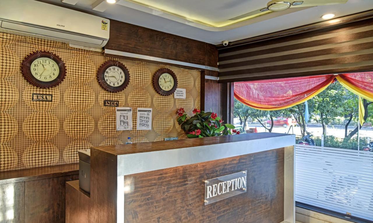 Treebo Trend Jalsa Dlx Hoshangabad Road Bhopal Exterior foto